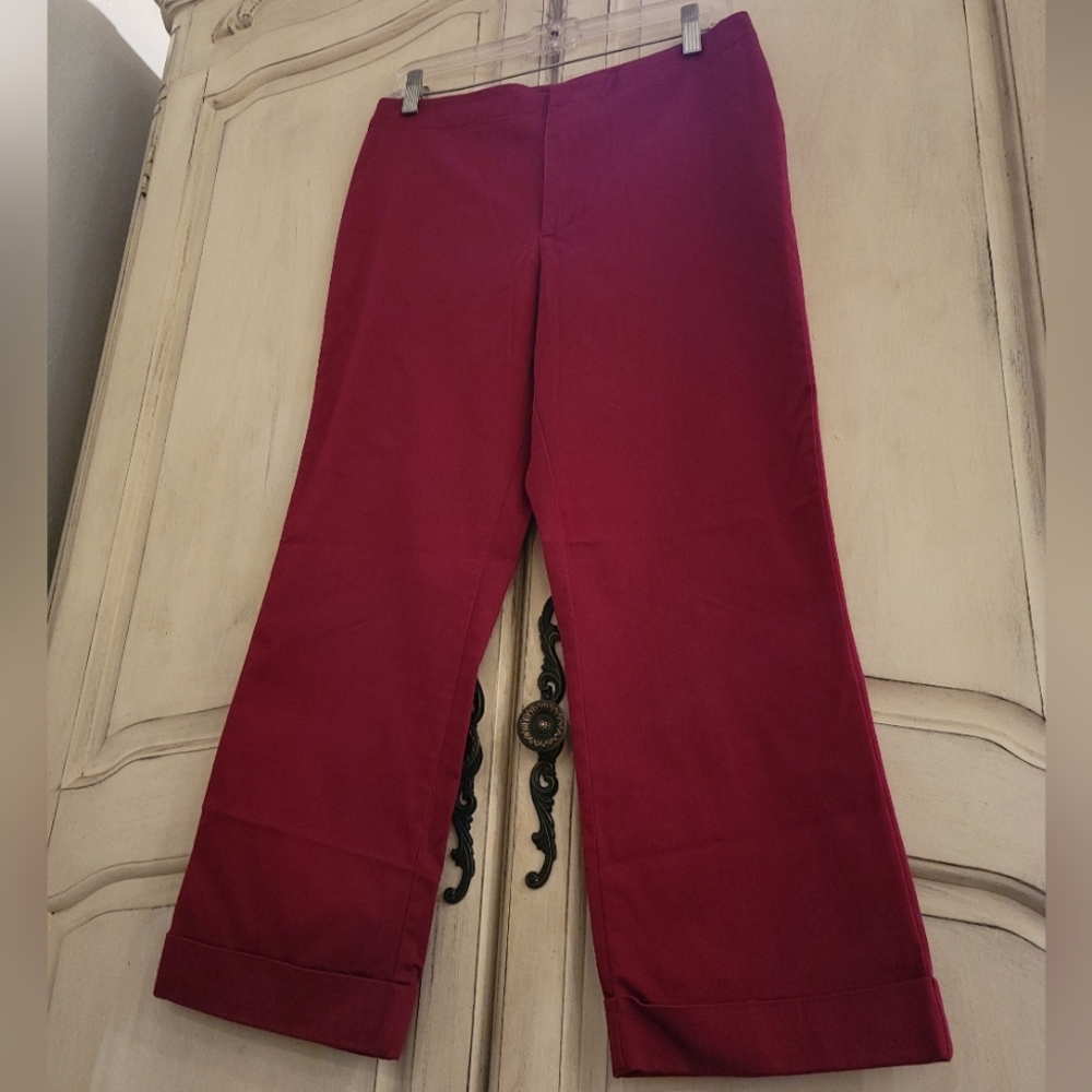 Merona Burgundy Red Sateen Cropped Pants *sz 8* - Picture 2 of 9